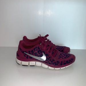 Nike Free Leopard Print Running Sneakers